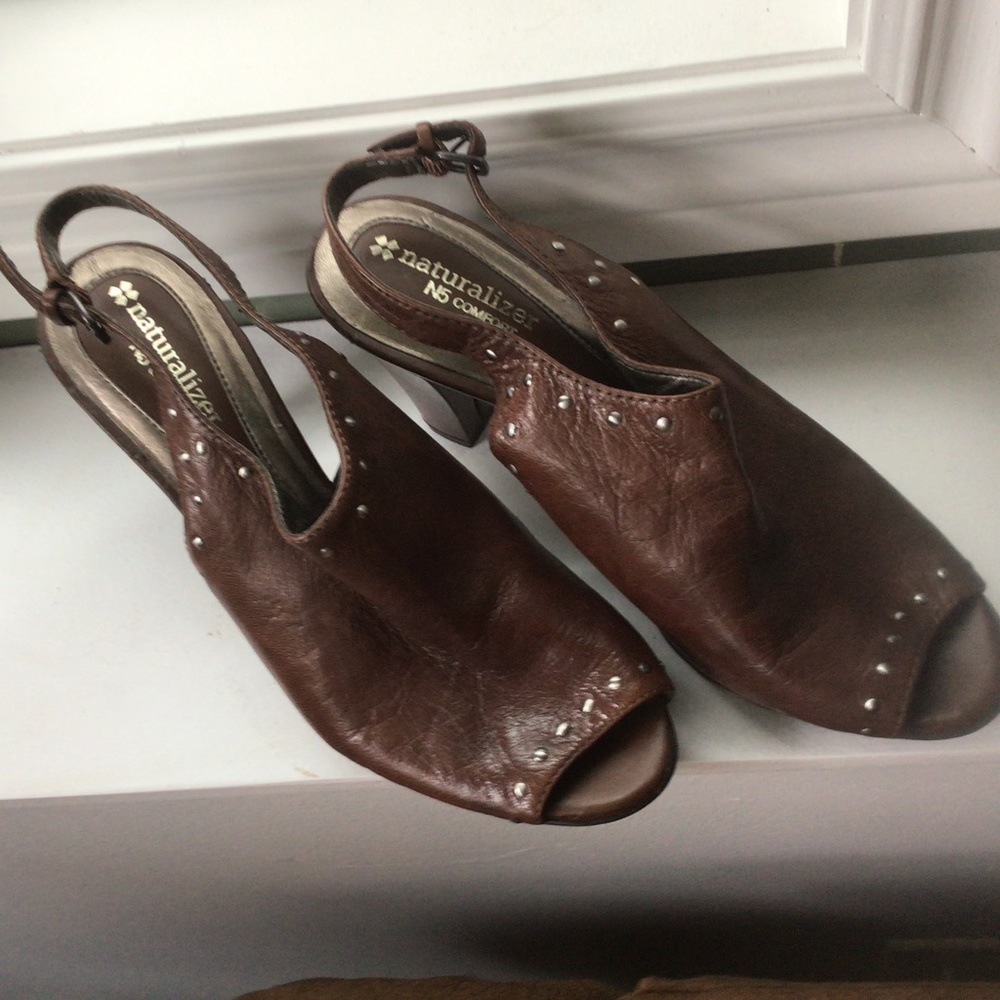 NWOT Naturalizer N5 Comfort Slingback sandals brown Sz 8 never worn